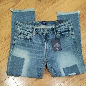 GAP Women's Light Blue Frayed Hem Cropped Jeans